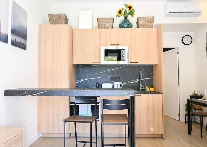 For You Rentals Comodo Apartamento De Un Dormitorio Gan5A